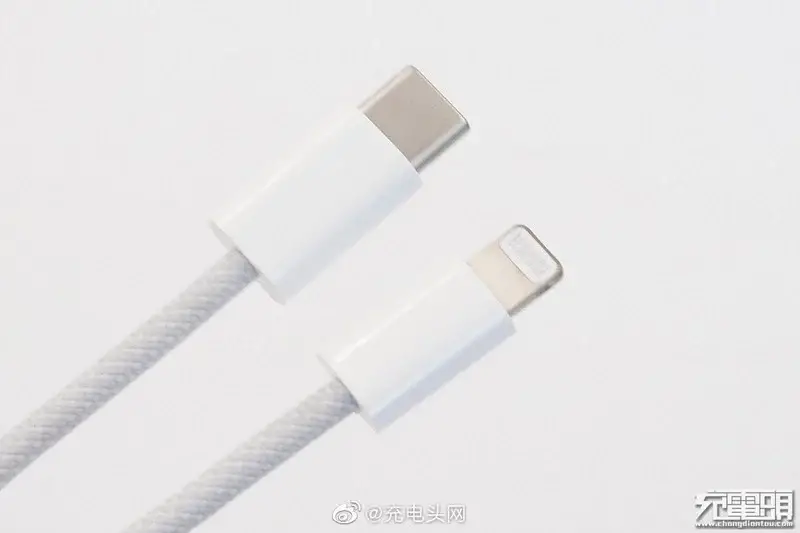 iphone 12 usb-c to lightning cable
