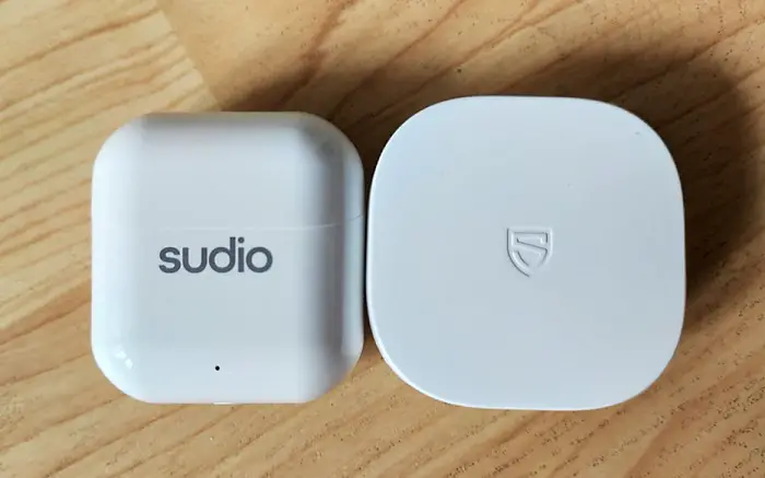 Sudio Nio casing vs Soundpeat TrueAir 2 casing